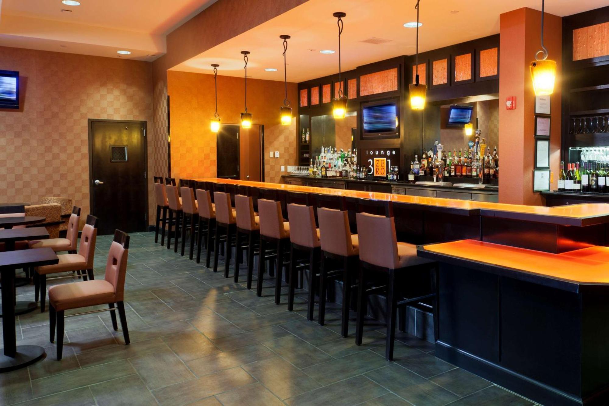 Doubletree Suites By Hilton Bentonville Exteriör bild