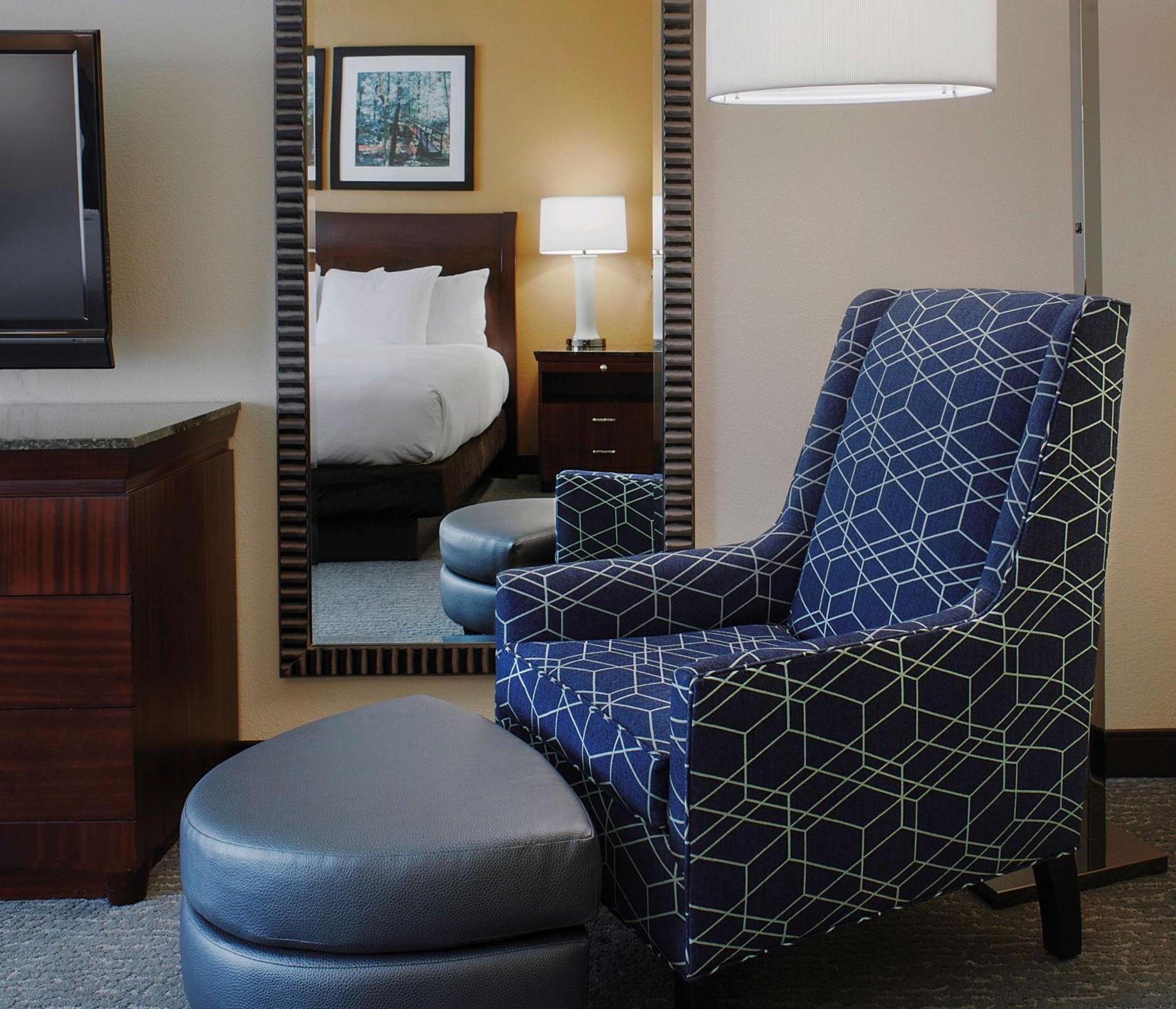 Doubletree Suites By Hilton Bentonville Exteriör bild
