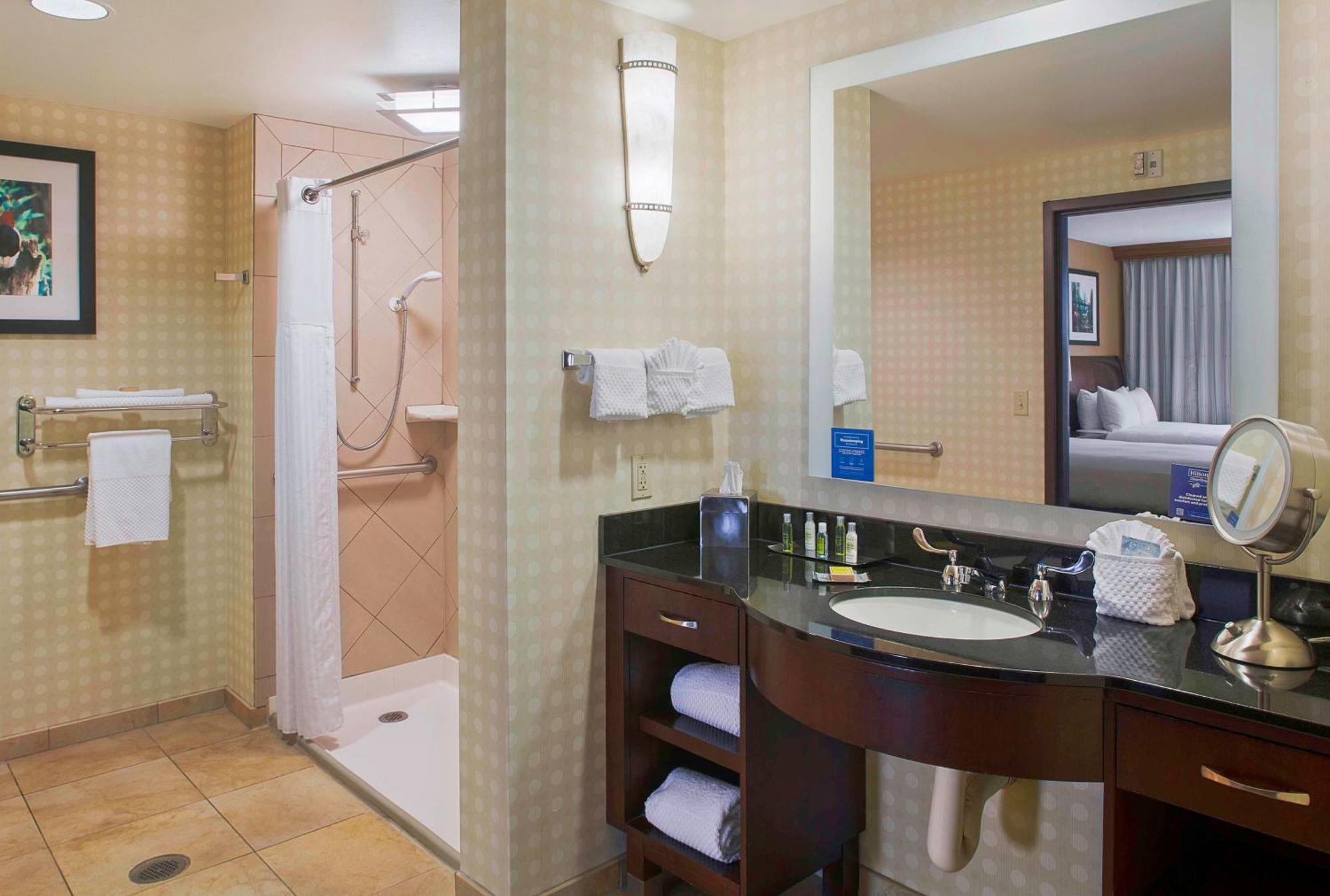 Doubletree Suites By Hilton Bentonville Exteriör bild