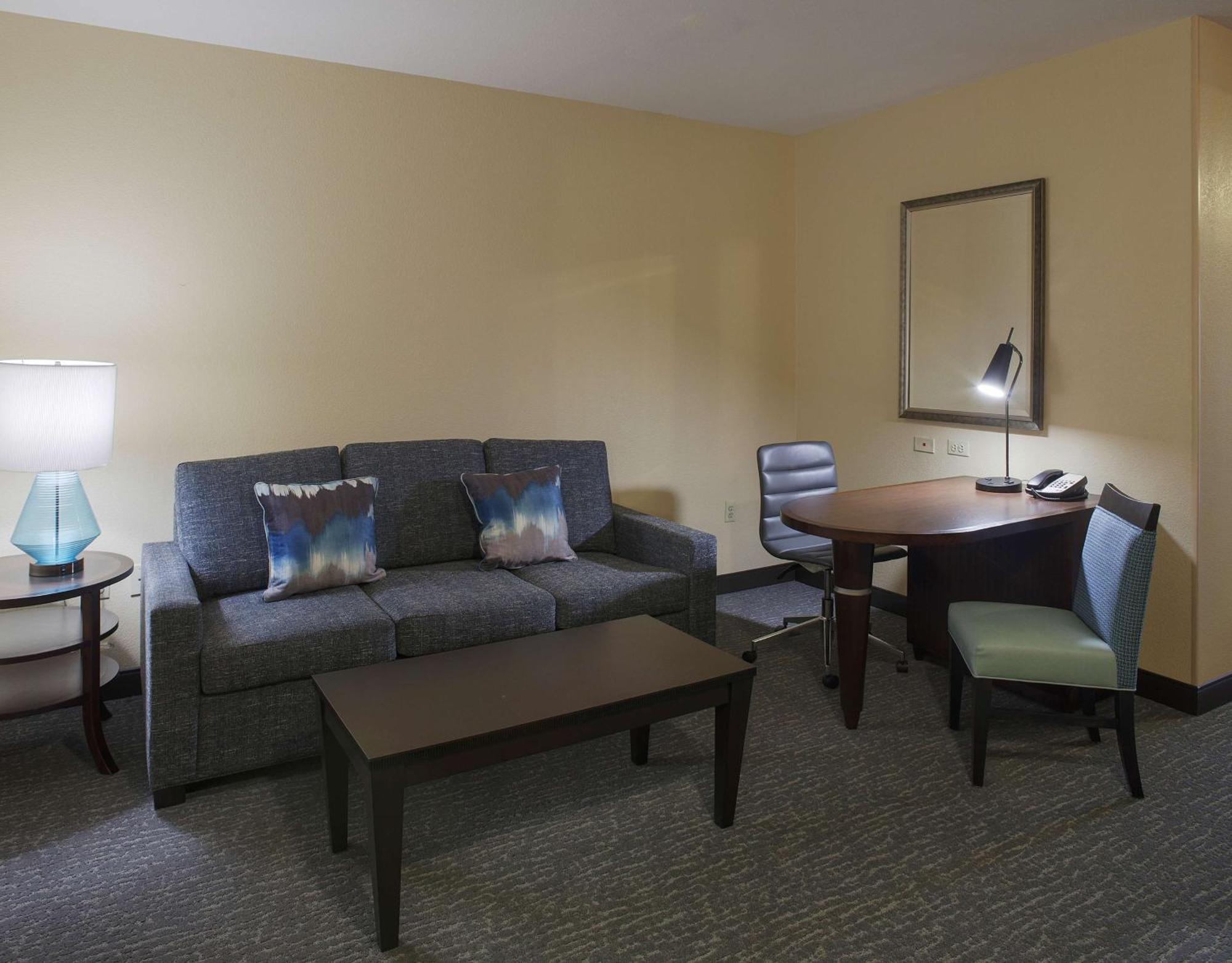 Doubletree Suites By Hilton Bentonville Exteriör bild