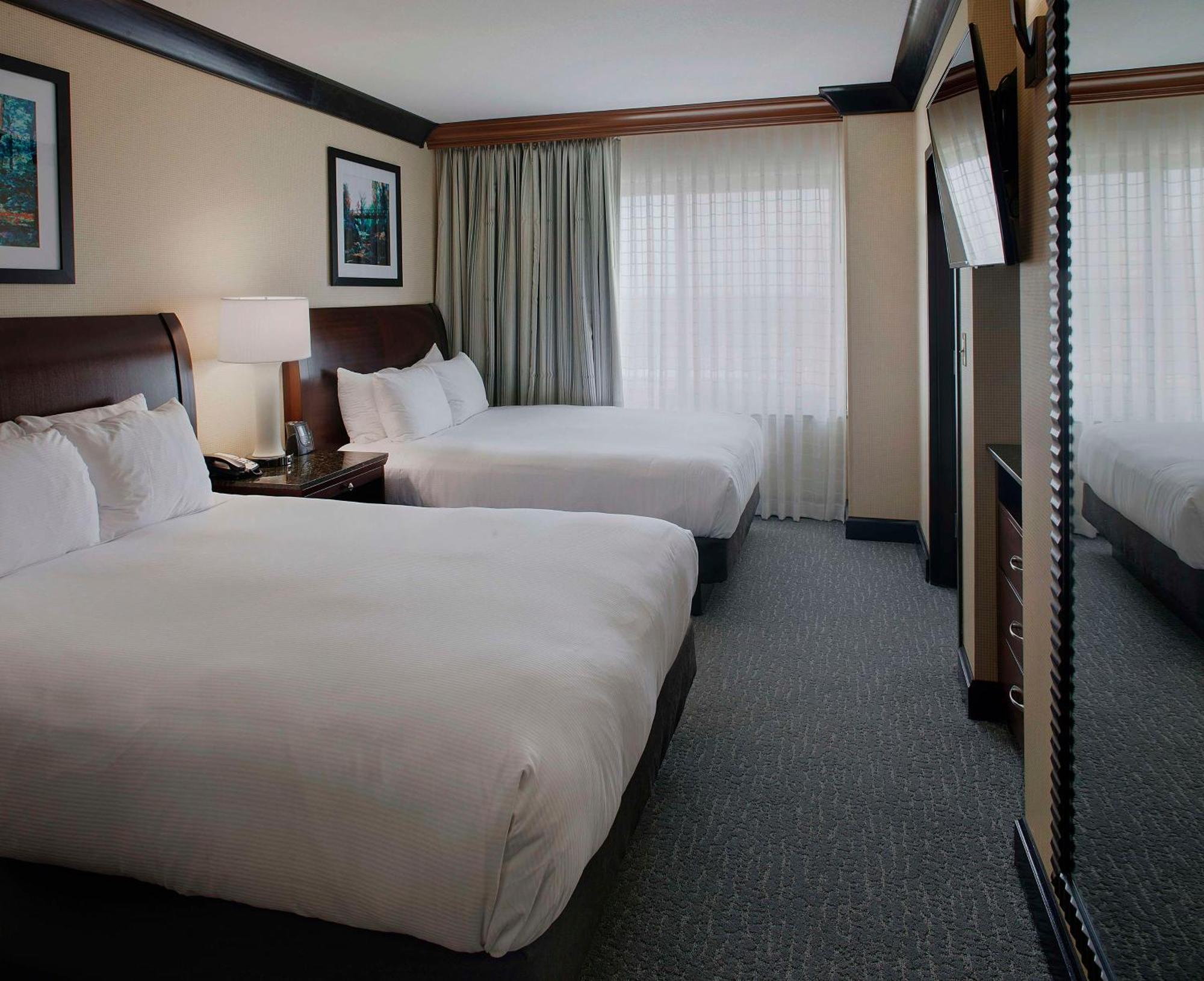 Doubletree Suites By Hilton Bentonville Exteriör bild